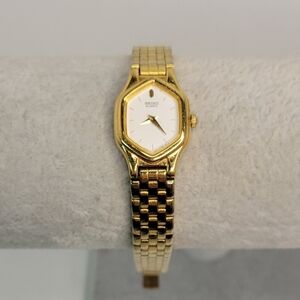 ▪︎Seiko Women's Watch